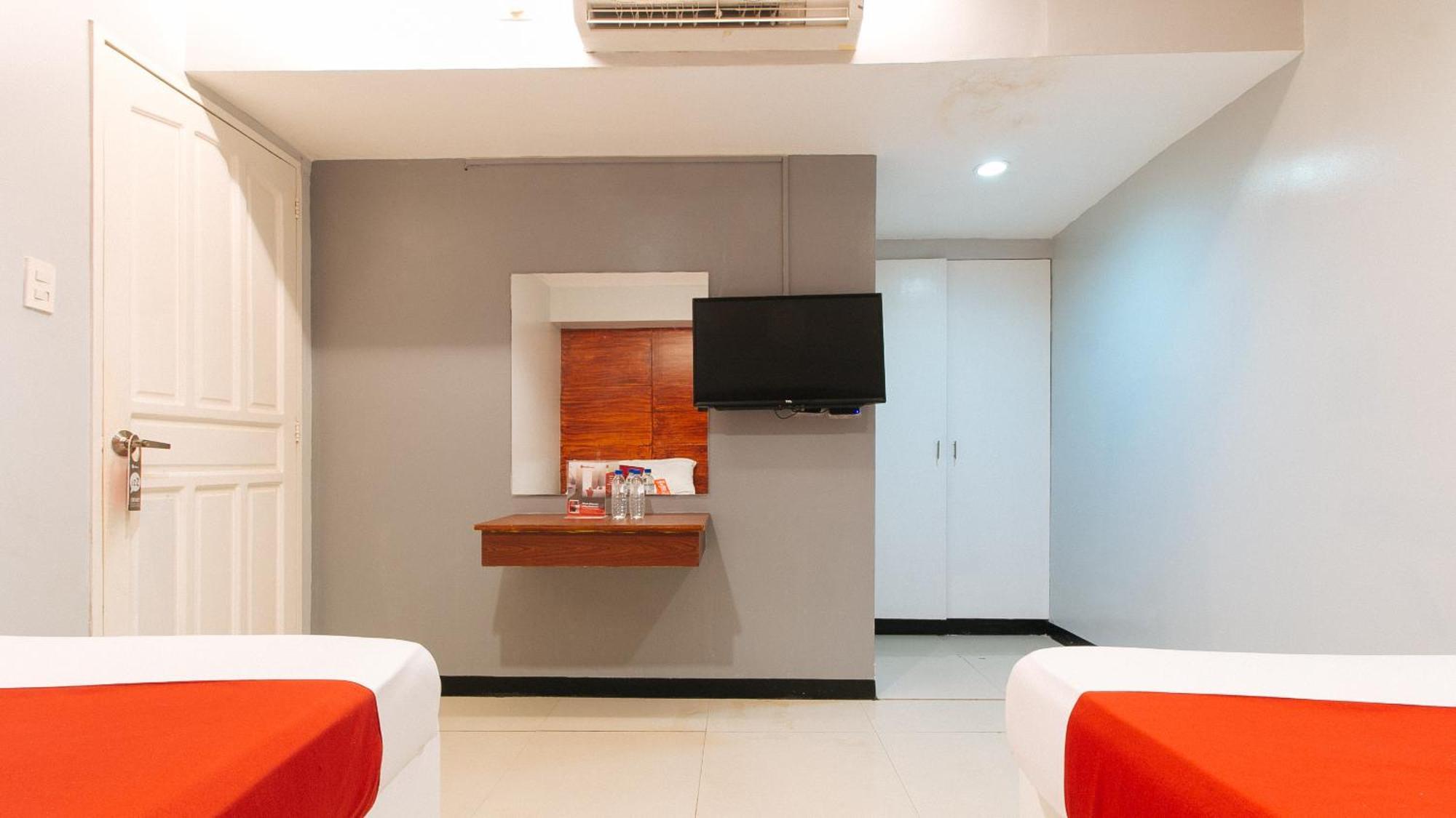 Reddoorz Near Bambang Station Hotel Manila Exterior photo