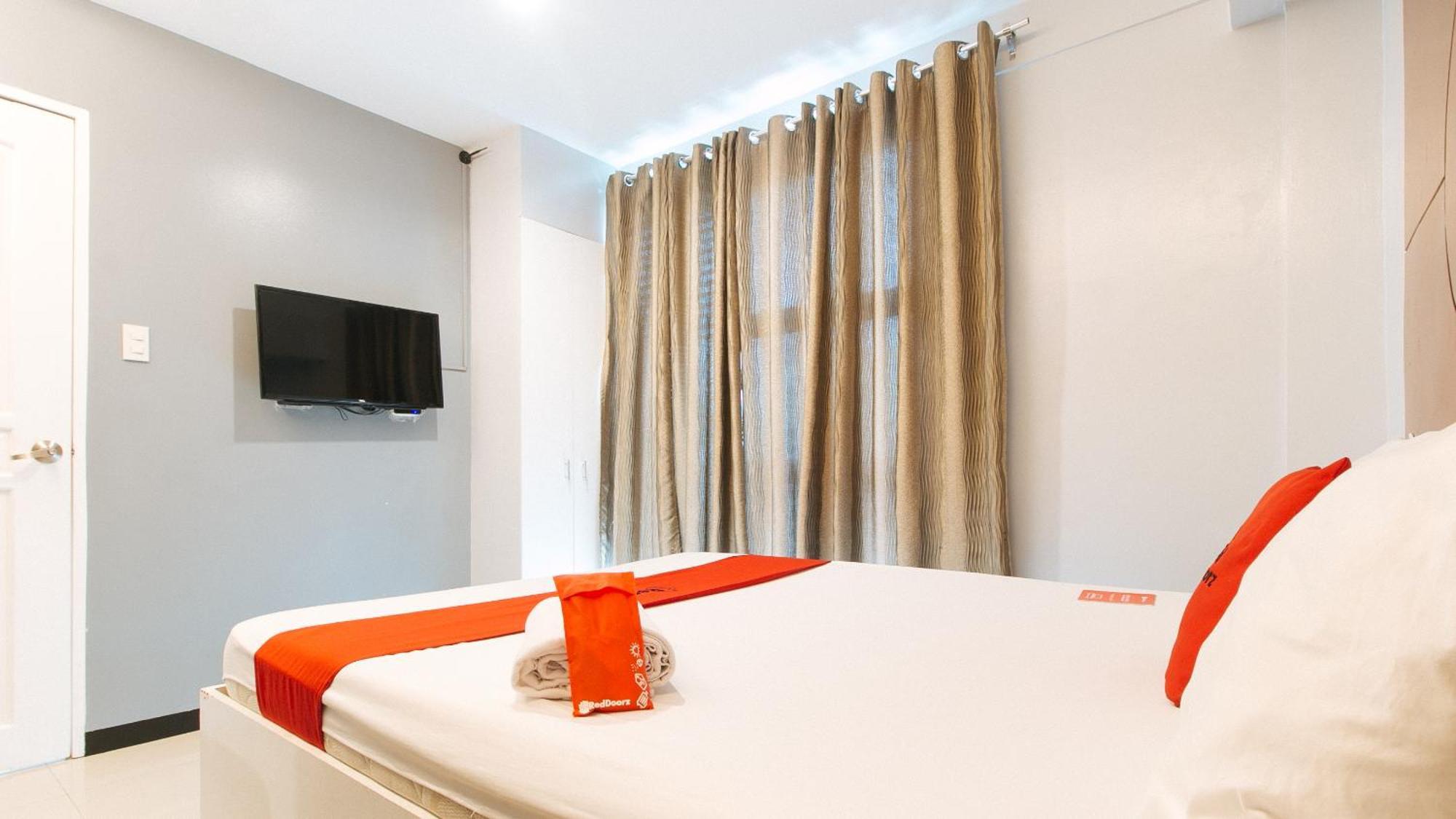 Reddoorz Near Bambang Station Hotel Manila Exterior photo